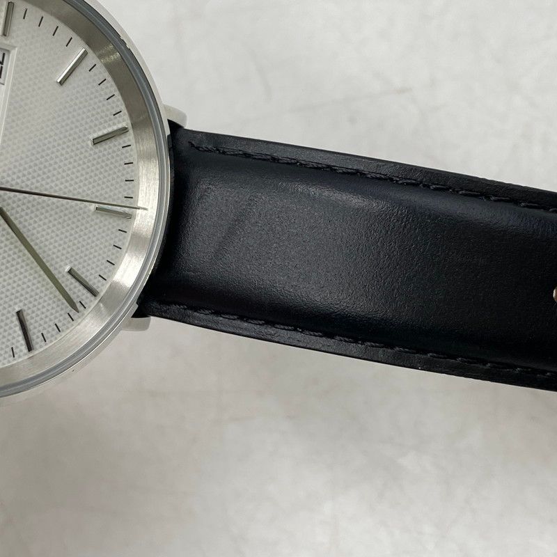 【中古品】 DANIEL WELLINGTON ダニエル ウェリントン DW00100832 CLASSIC DAY DATE QUARTZ クラシック デイ デイト クオーツ 腕時計 時計 【198-260525-ya-08-izu】 【中古品】 DANIEL WELLINGTON ダニエル ウェリントン DW00100832 CLASSIC DAY DATE QUARTZ クラシック デイ デイト クオーツ 腕時計 時計 【198-260525-ya-08-izu】