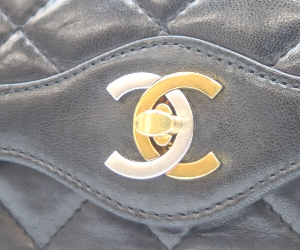 CHANEL シャネル 黒ラム ダブルフラップ パリ限定 ミニマトラッセ22