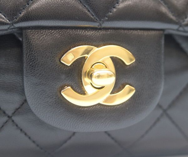 CHANEL シャネル 1番 A01112 黒ラム ゴールド金具 Wフラップ マトラッセ25 CHANEL シャネル 1番 A01112 黒ラム ゴールド金具 Wフラップ マトラッセ25