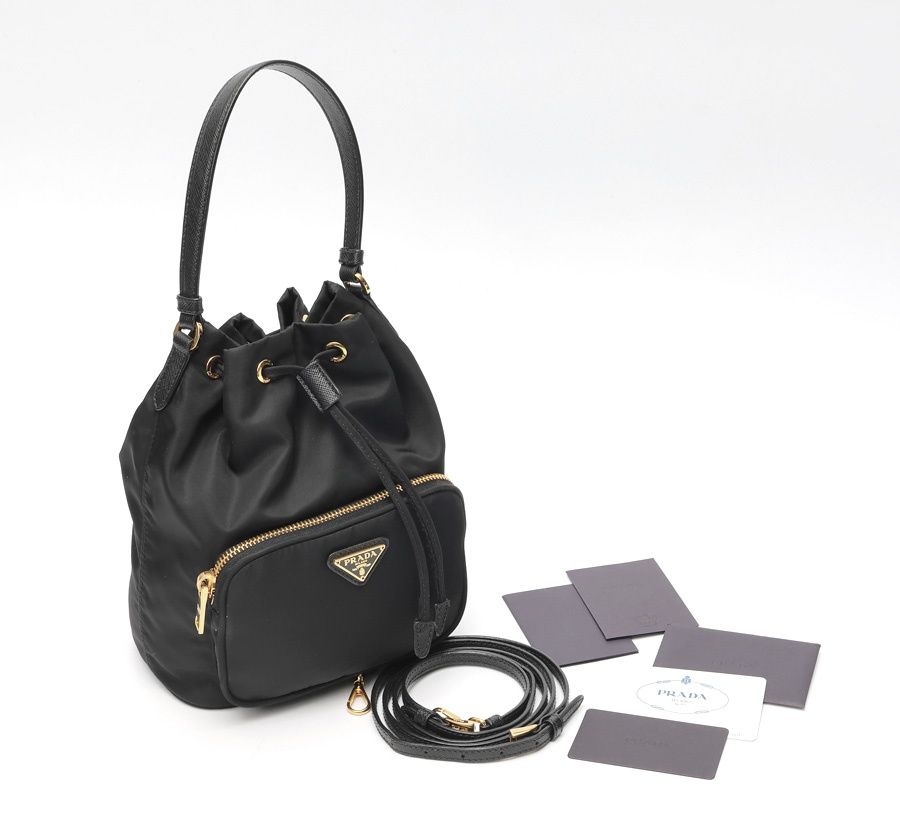 プラダ / PRADA デュエット ナイロン ショルダーバッグ / バケットバッグ 1BH038 ナイロン ブラック 【中古】 プラダ / PRADA デュエット ナイロン ショルダーバッグ / バケットバッグ 1BH038 ナイロン ブラック 【中古】