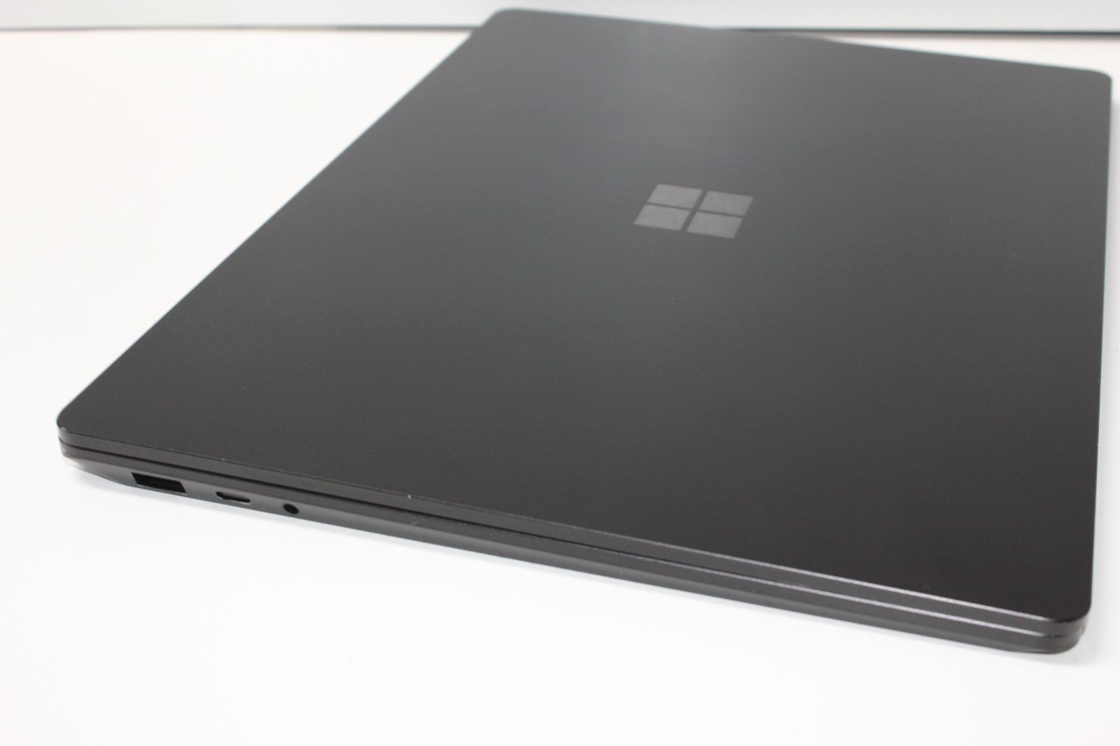 概ね綺麗Surface Laptop3 i5・256GB 黒 オフィス 電池良好 Surface Laptop3/intel Core i5/256GB/メモリ8GB ⑥ - メルカリ