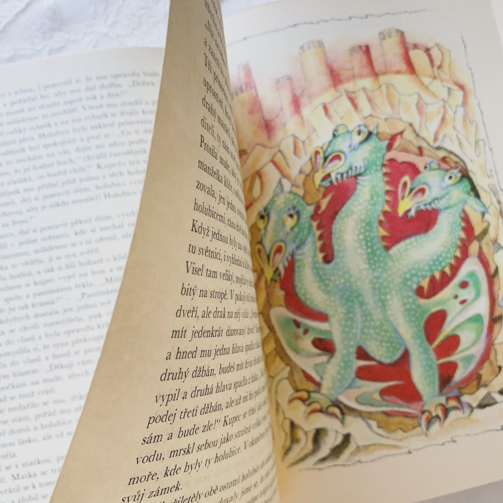 洋書　古書　デュラックの幻想的な挿絵　フランス名作童話集　1981年刊行 c0022c9a5f62e3c0319dd460426ec5 洋書
