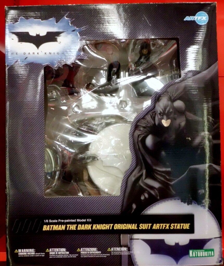コトブキヤ ARTFX STATUE 1/6 SCALE PRE PAINTED MODEL KIT BATMAN / THE DARK KNIGHT ORIGINAL SUIT 1/6