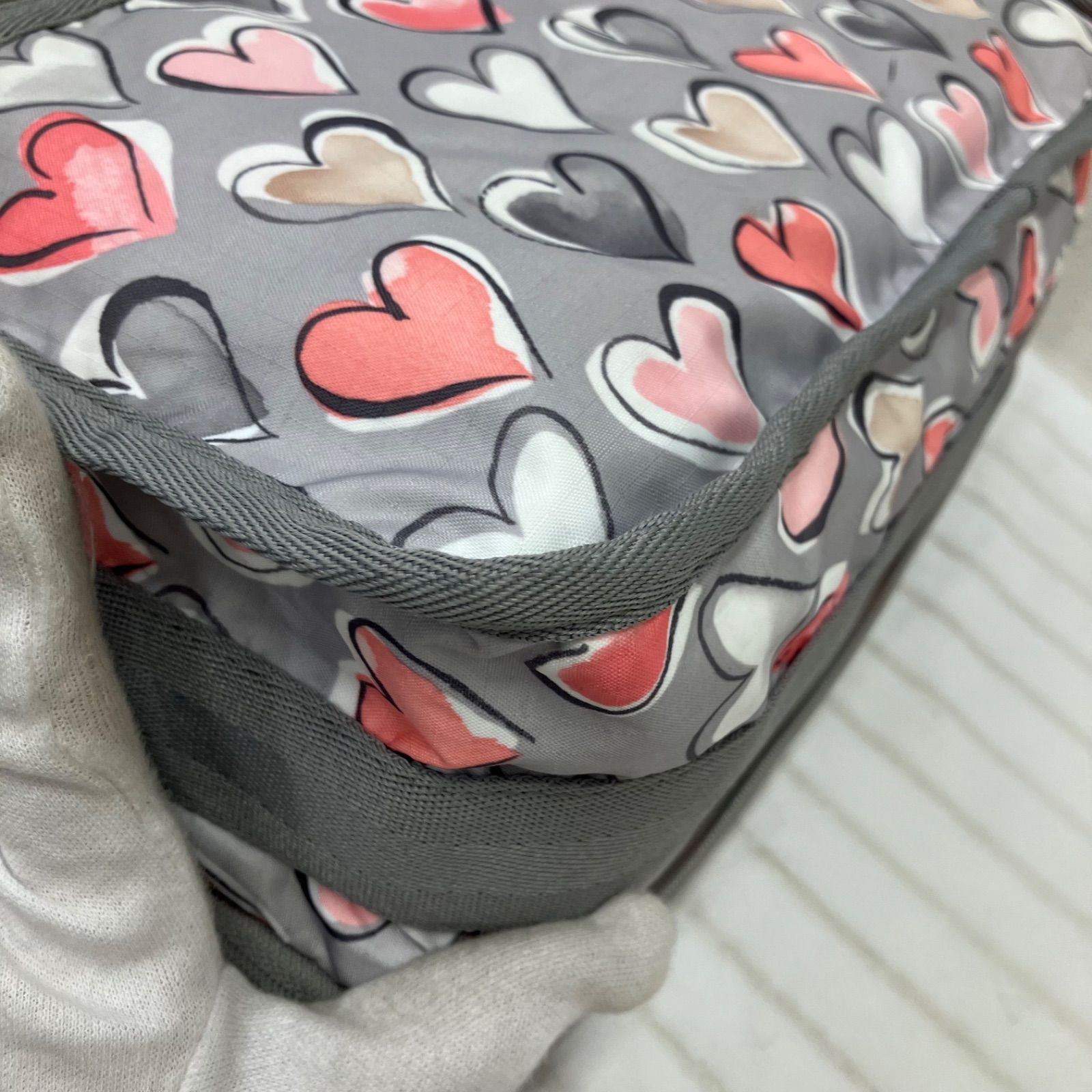 2343 LeSportsac レスポートサック ショルダーバッグ 斜めがけ 紐調節 