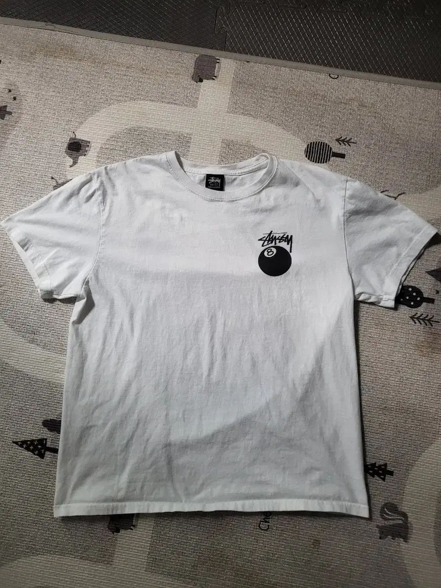 正規品 STUSSY 8ボール 白半袖Tシャツ