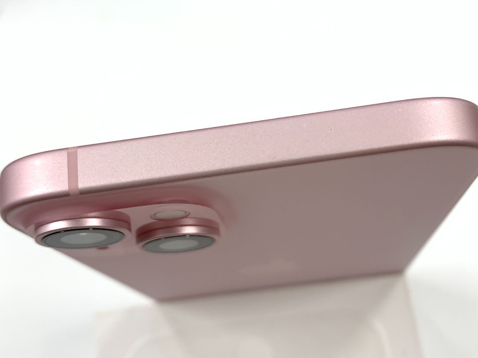バッテリー88%SIMフリー iPhone15 Plus 256GB ピンク - メルカリ
