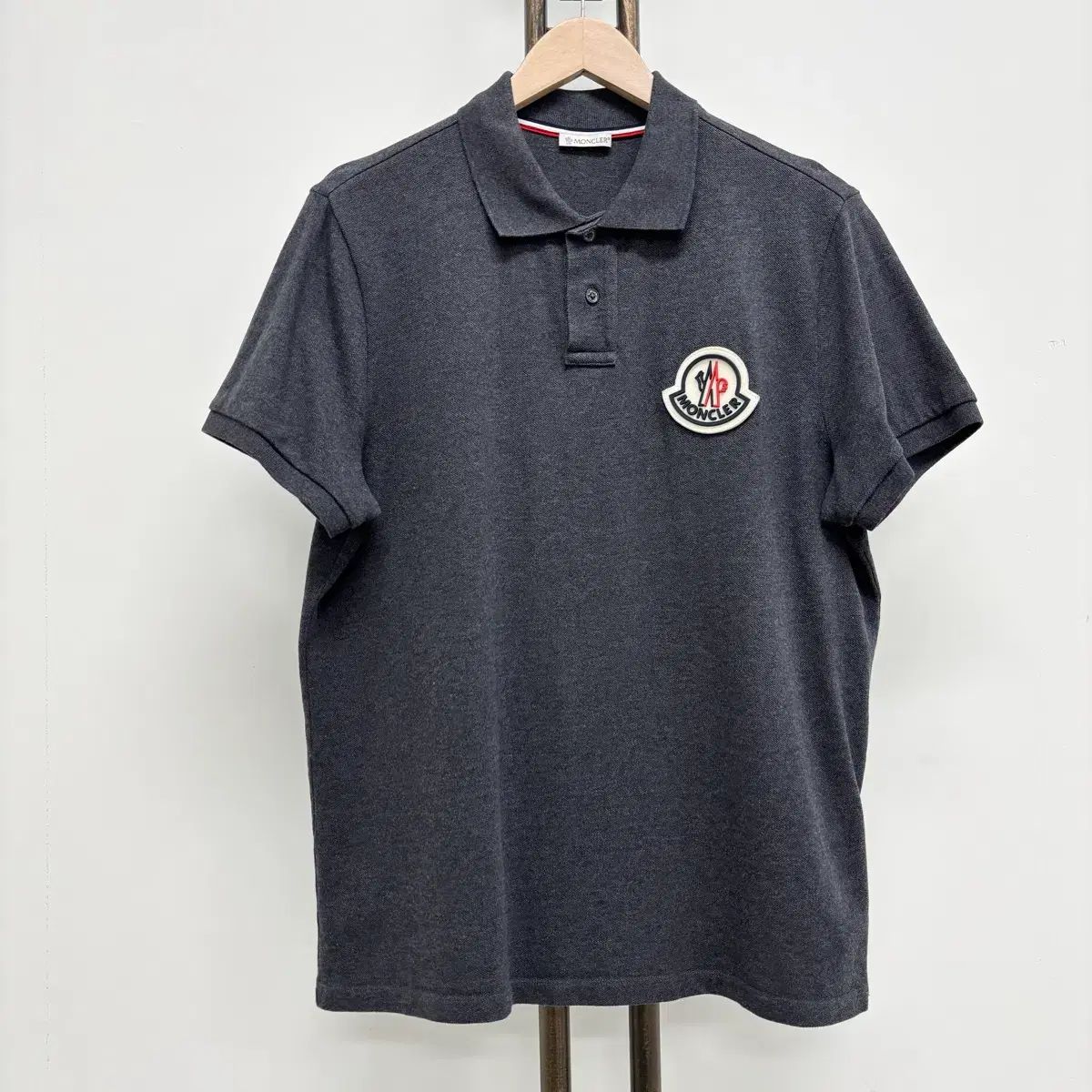 L MONCLER モンクレール ビックロゴ pk カラーTシャツ