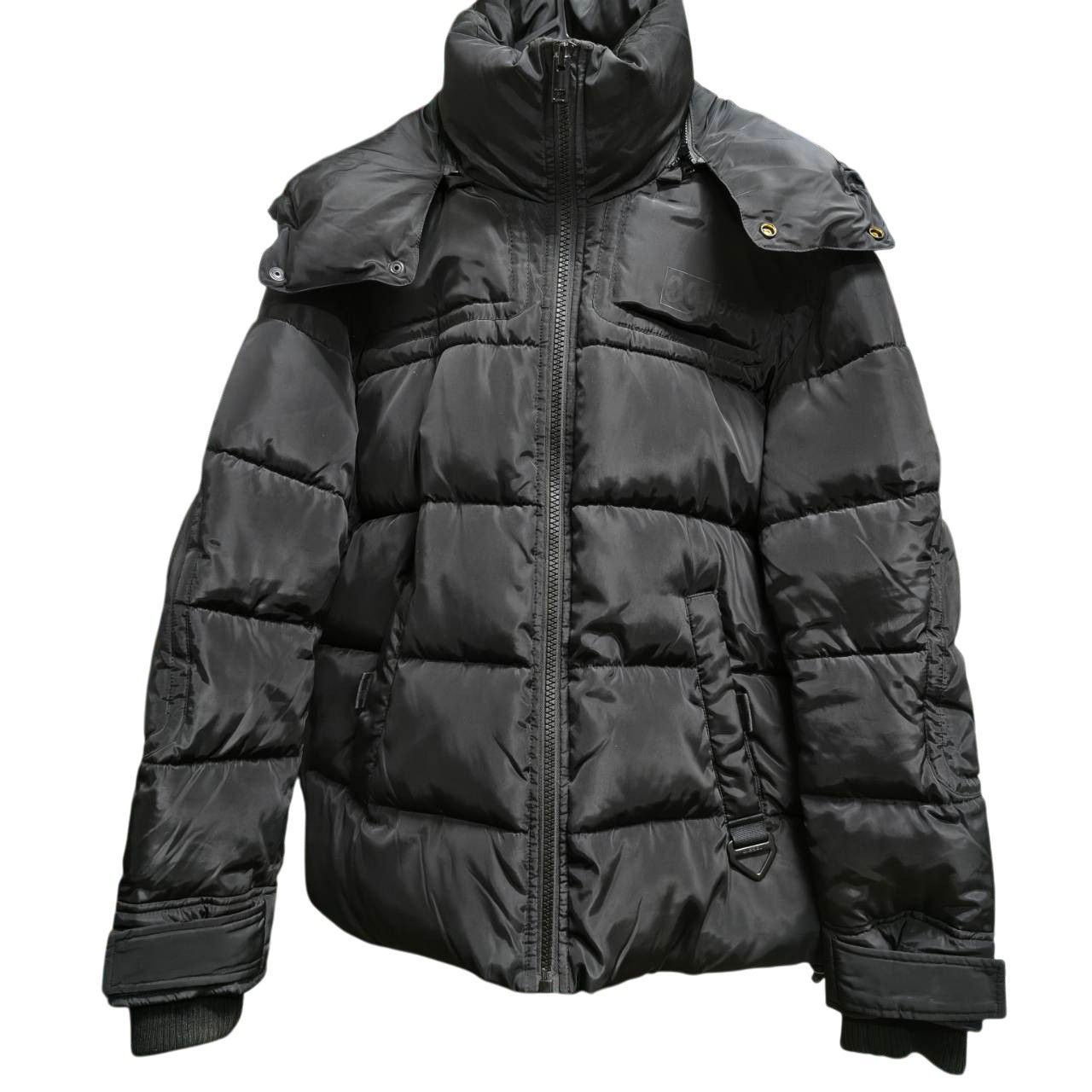 DIESEL　ディーゼル W-RUSSELL-PAD ダウンジャケット プリント　M　ブラック×グリーン　メンズ　A08863