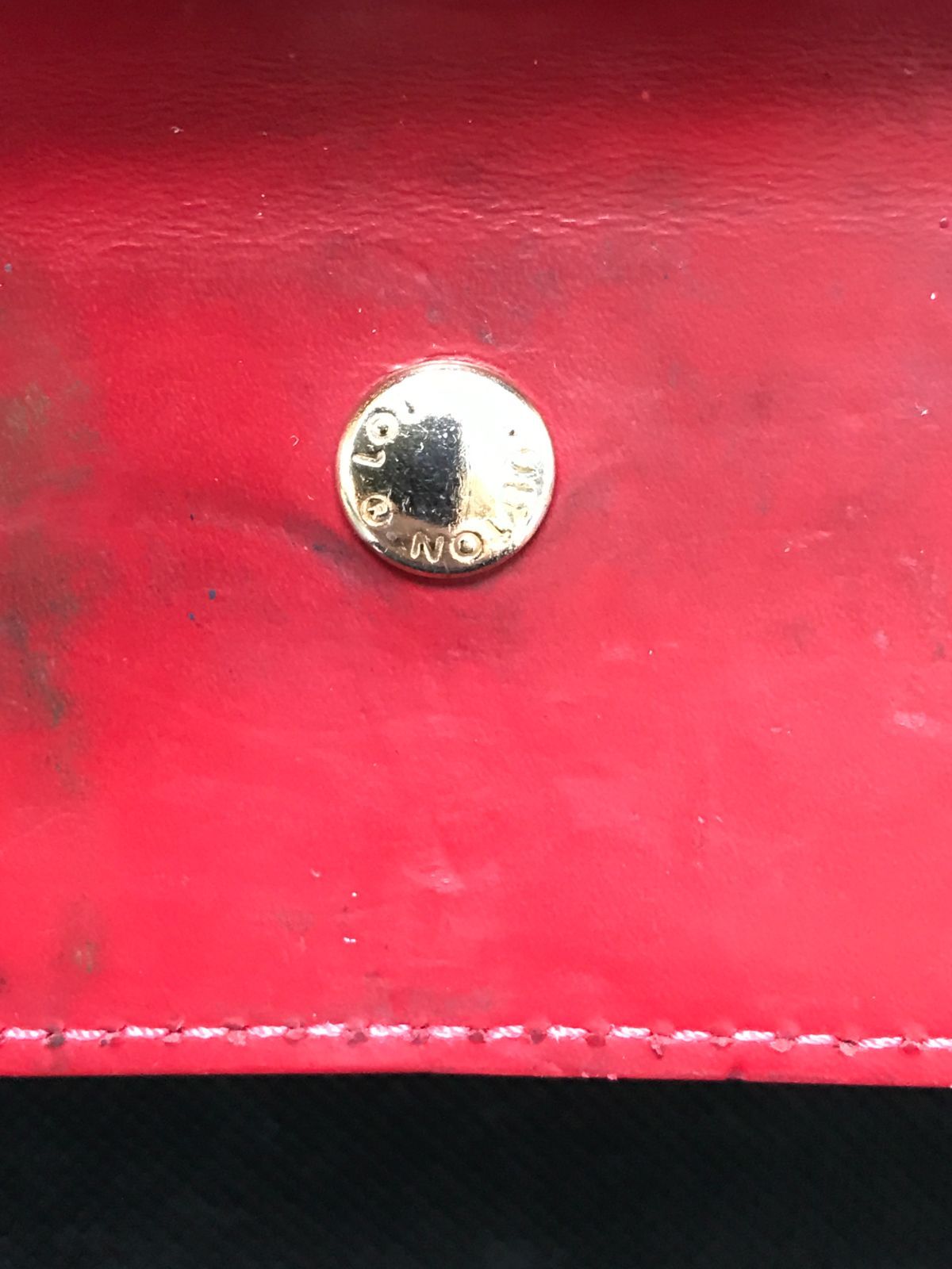 LOUIS VUITTON ルイヴィトン 4連キーケース ミュルティクレ4 ヴェルニ