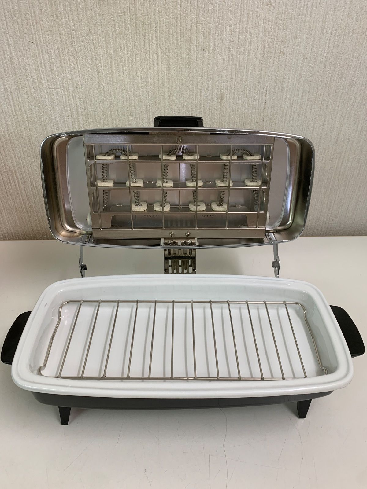B-壁 希少 昭和レトロ 東芝 電気ロースター FG-1600 当時物 焼肉 B-壁 希少 昭和レトロ 東芝 電気ロースター FG-1600 当時物 焼肉 Yahoo