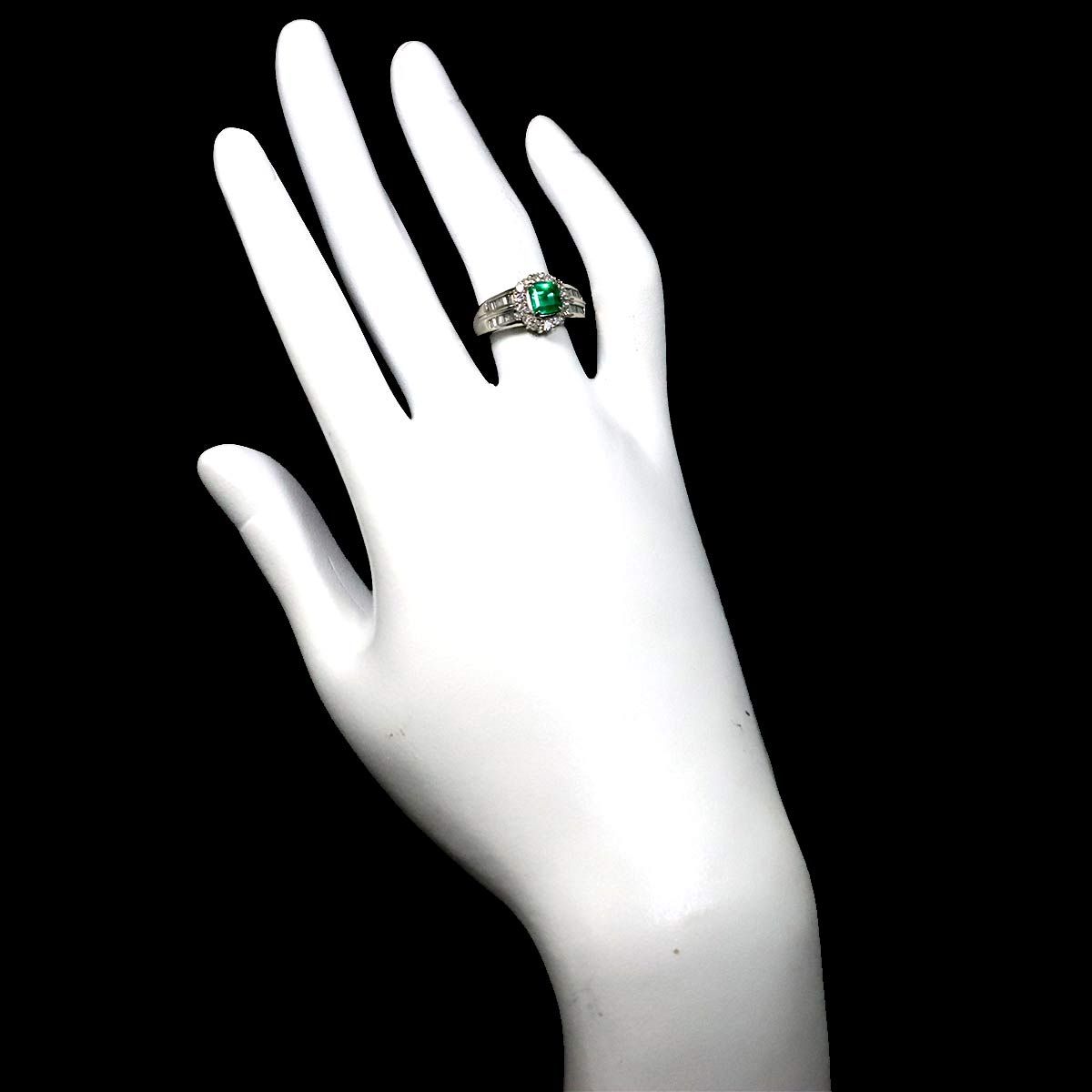 リング 11号 エメラルド 0.83ct ダイヤ 0.67ct Pt プラチナ 指輪 