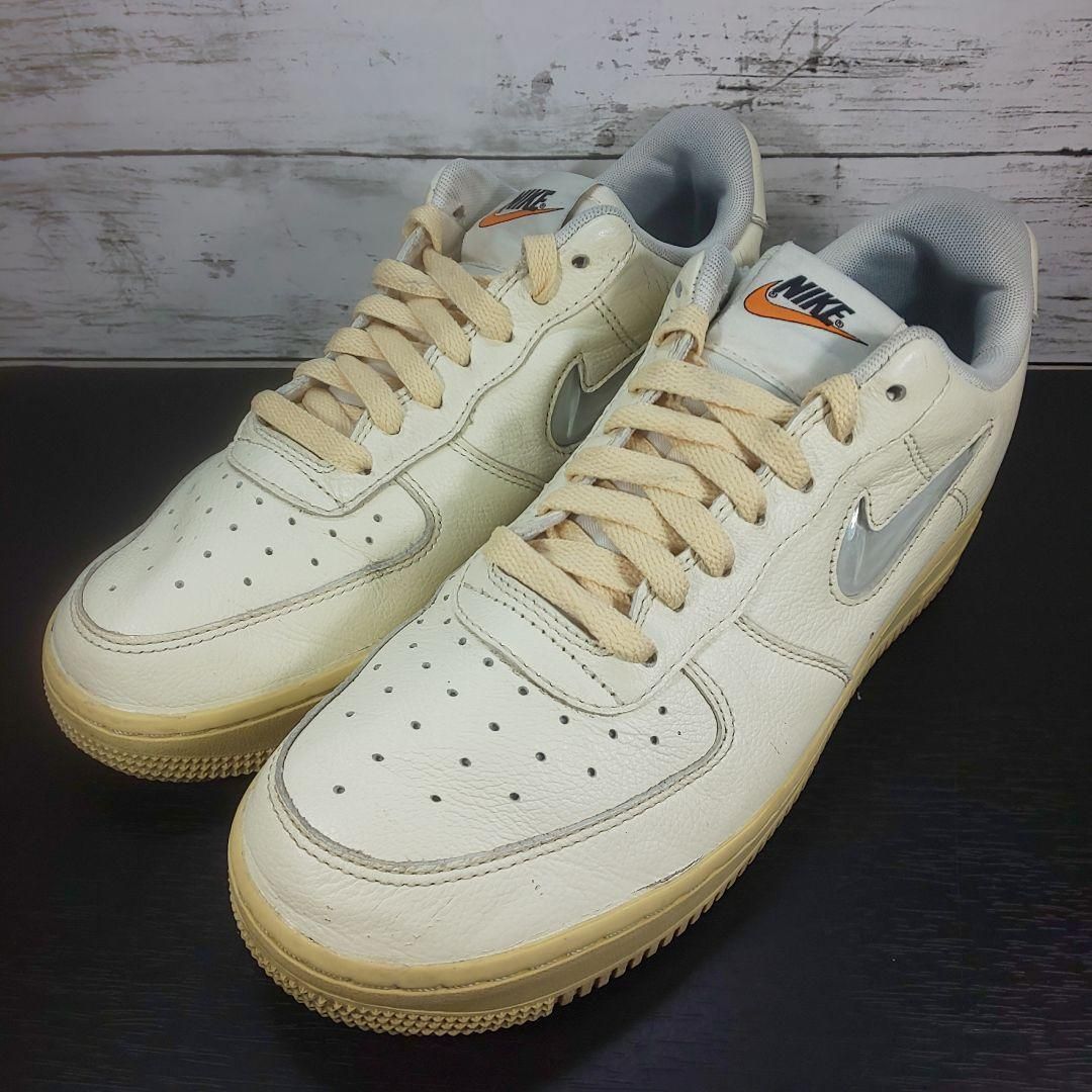 NIKE WMNS AIR FORCE 1 '07 LX ナイキ ウィメンズ エア フォース 1 '07 エルエックス 25.0cm ホワイト 白 DO9456-100 L10211