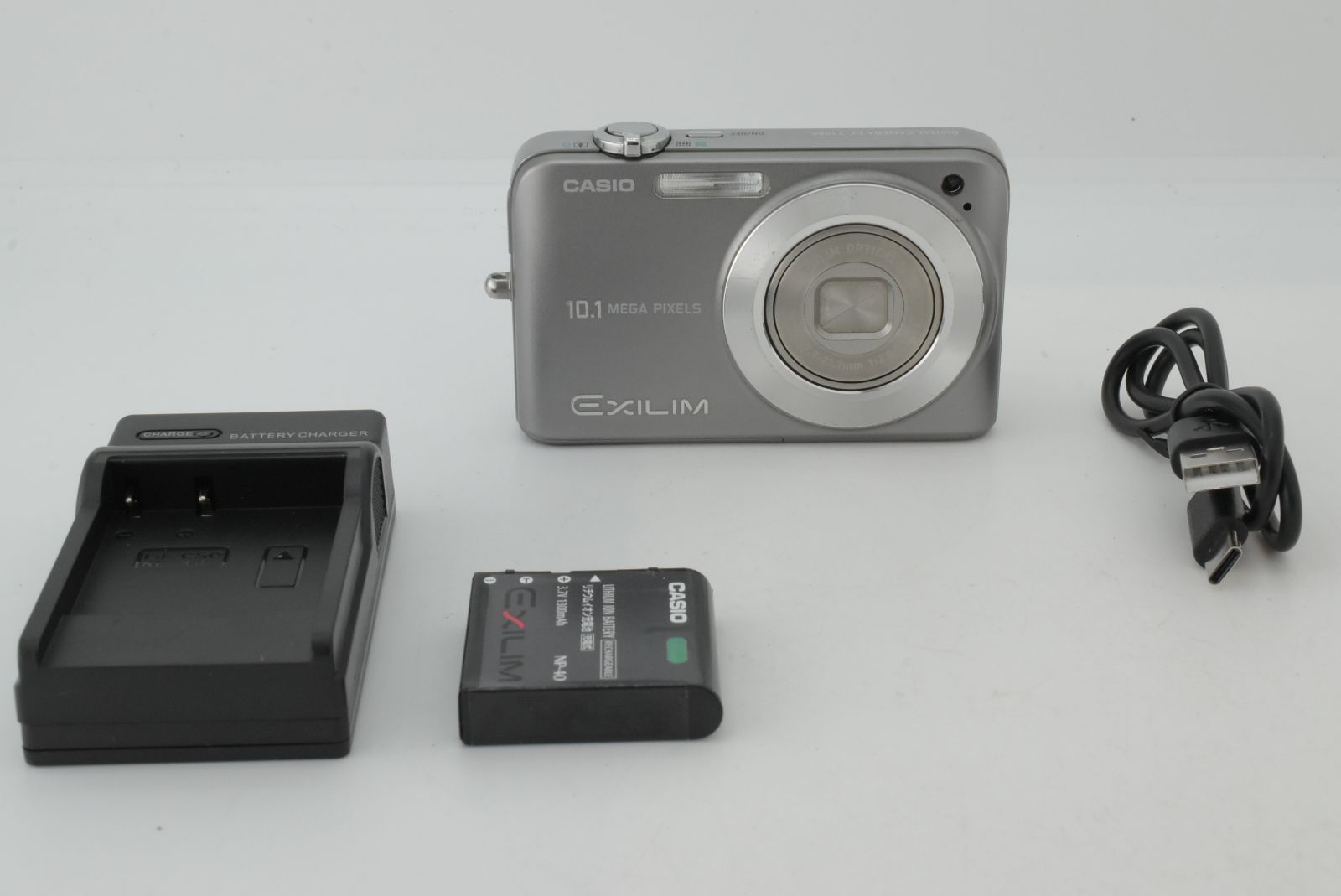美品】CASIO EXILIM EX-Z1080 10.1MP Compact Digital Camera Silver