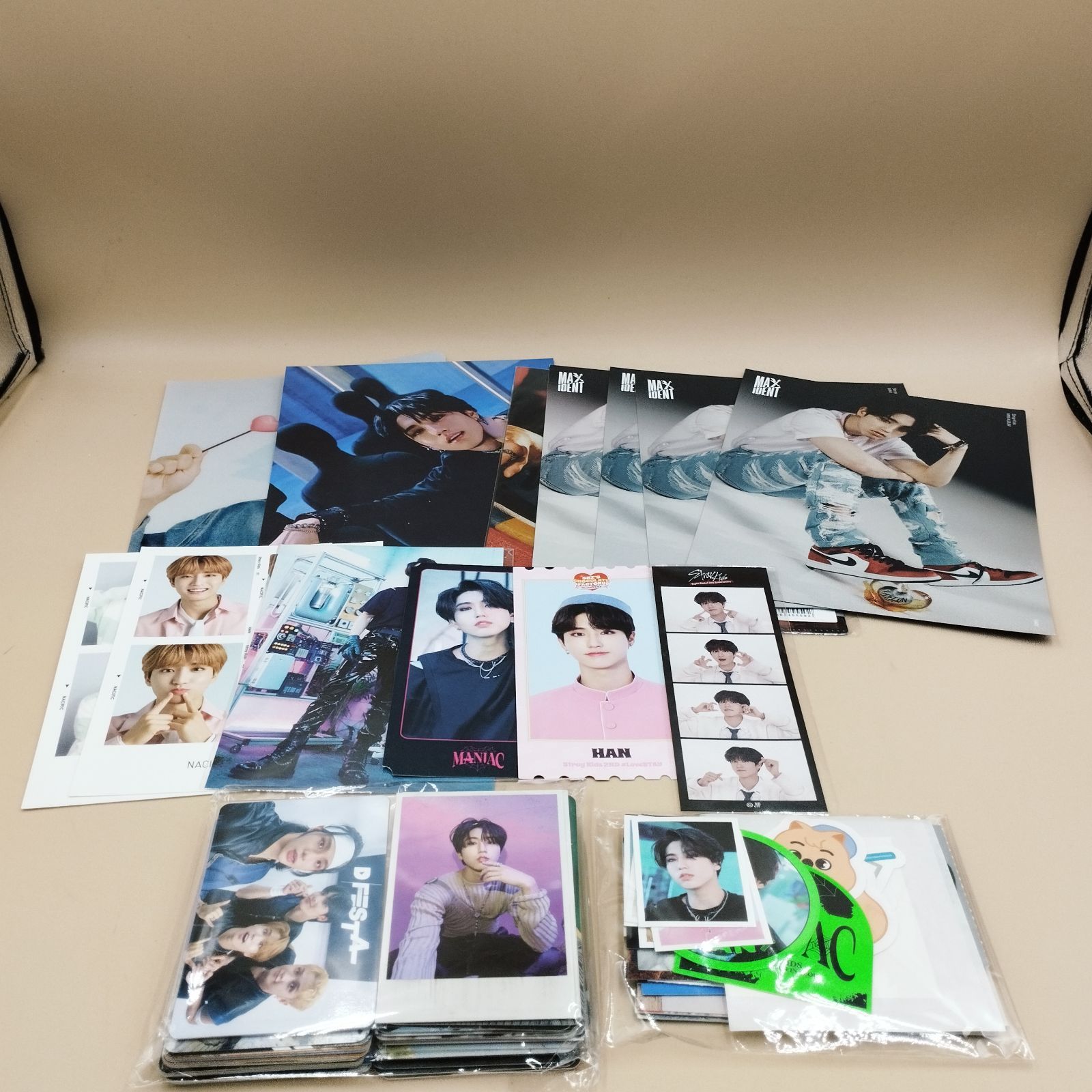 D43486】（現状品）Stray Kids スキズ ハン グッズ トレカ まとめ売り