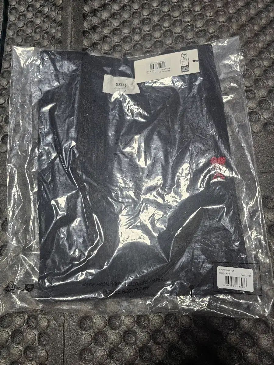 アミ ブラック ハート 半袖 Tシャツ 新品 L