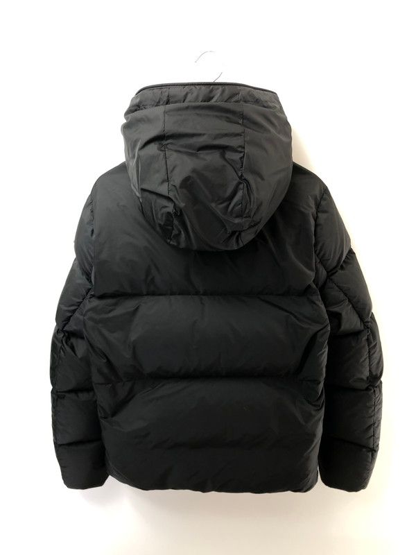 中古品】 MONCLER 国内正規 MONTCLA DOWN JACKET J20911B56900