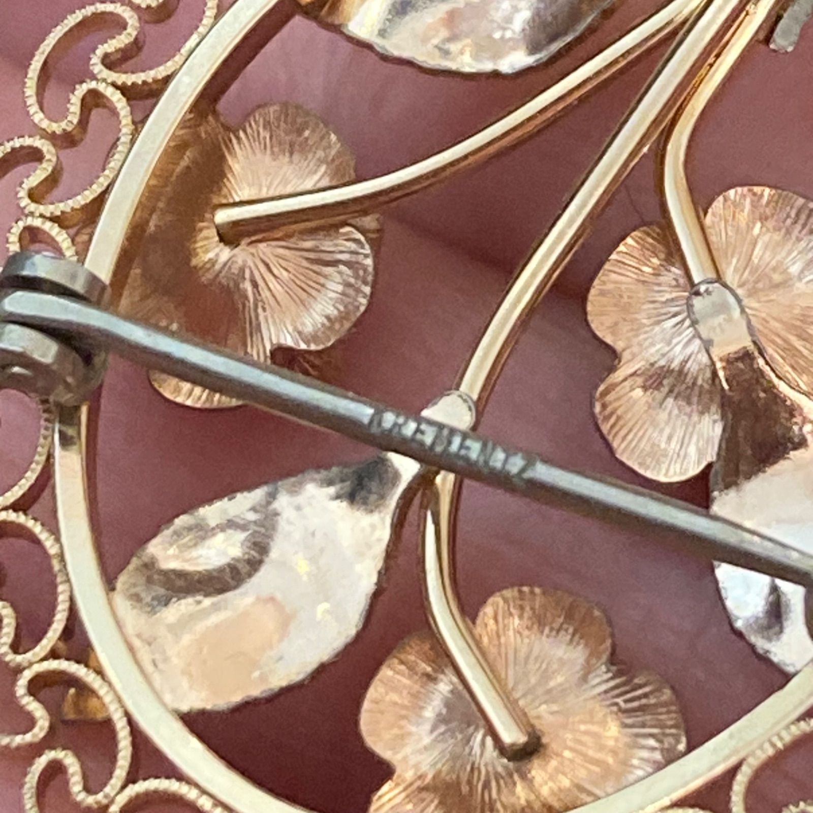 フランスヴィンテージ ブローチ | Krementz クレメンツ 薔薇モチーフ