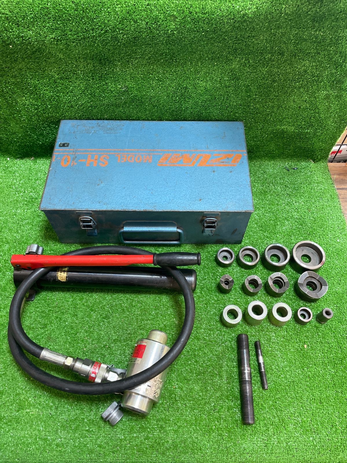 IZUMI SH-10 手動油圧パンチャー ※現状品 付属品揃っているか不明(チ-354)
