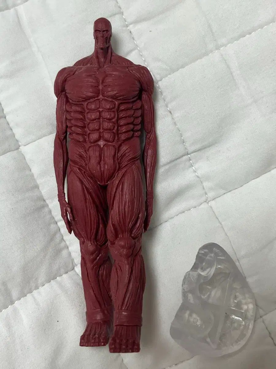 進撃の巨人 超大型巨人 フィギュア