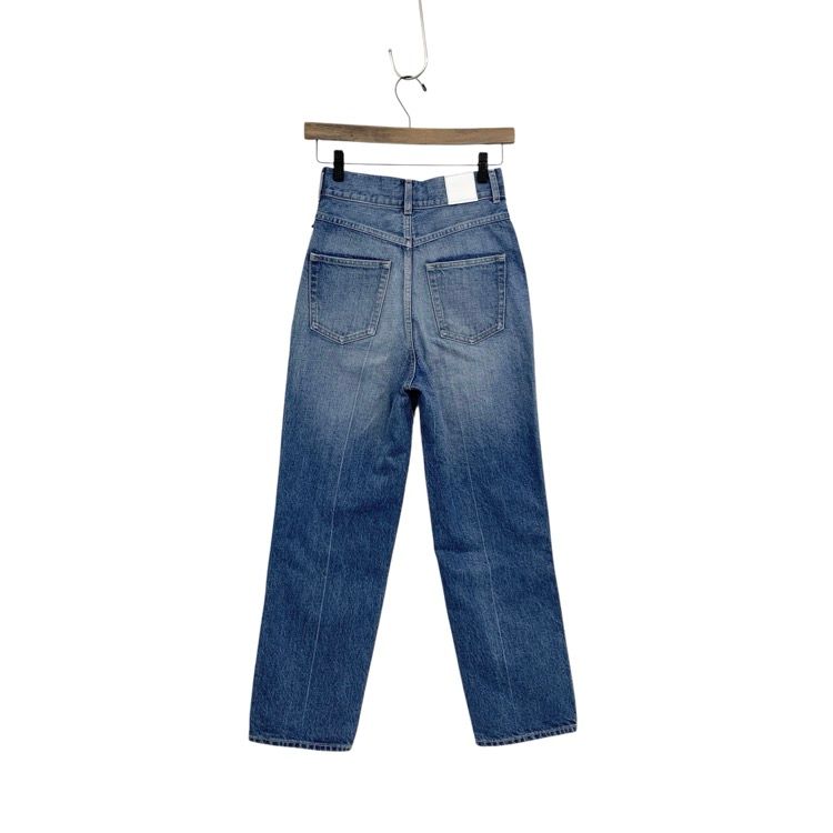 未使用品 yori ヨリ Audreyテーパードデニムパンツ インディゴ 34 YR22