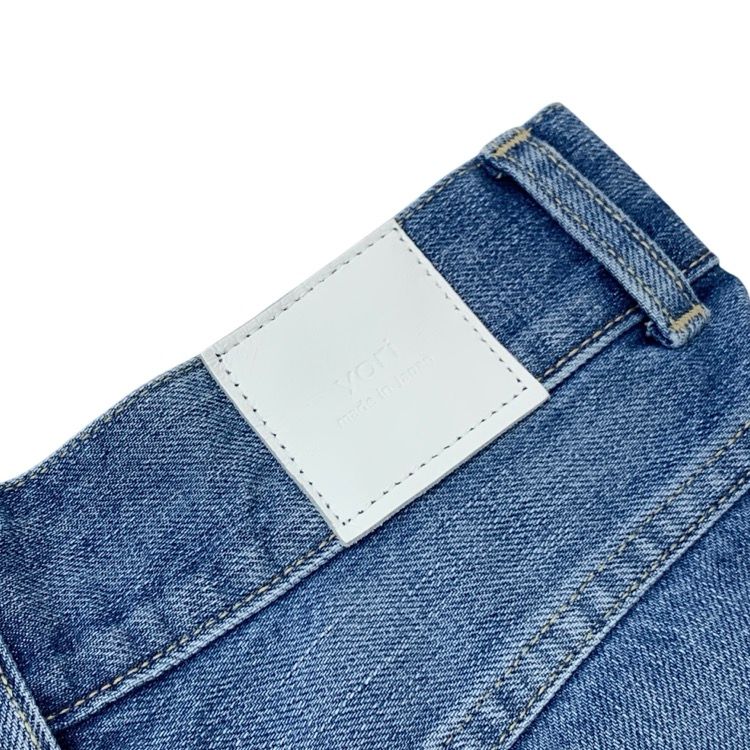 未使用品 yori ヨリ Audreyテーパードデニムパンツ インディゴ 34 YR22