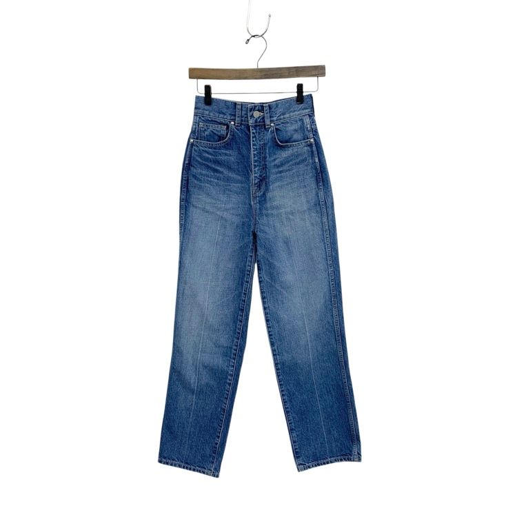未使用品 yori ヨリ Audreyテーパードデニムパンツ インディゴ 34 YR22