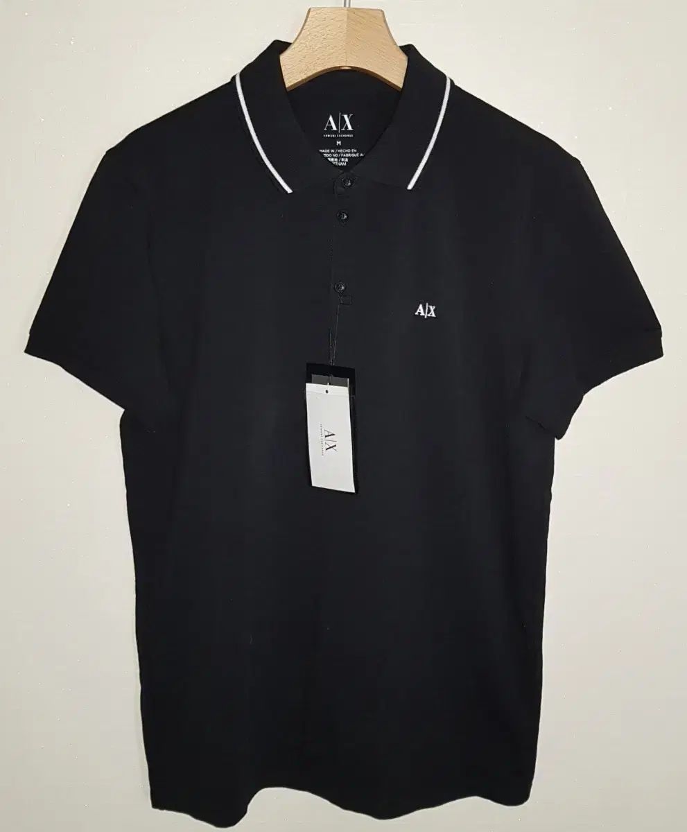 新品) ARMANI EXCHANGE アルマーニ エクスチェンジ ブラック カラーTシャツ 95 デパート 正規品