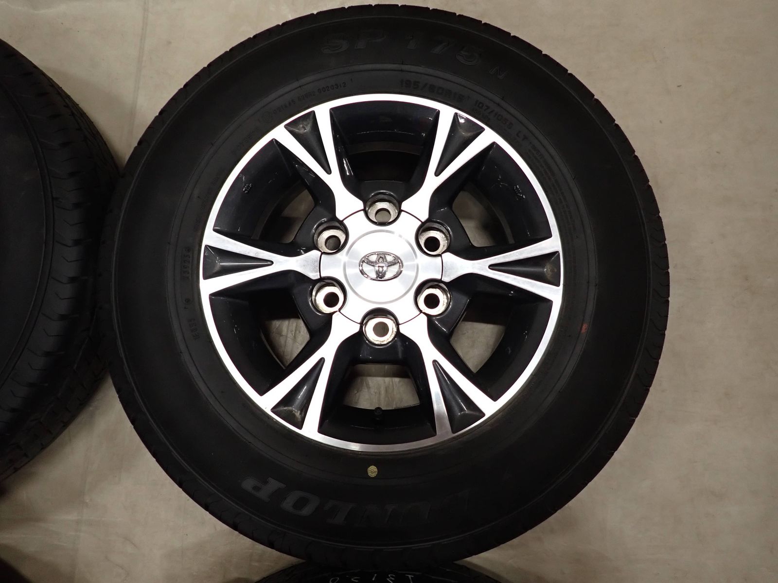 夏4本新品 2025年製 会社宛送料無料 195/80R15×6J 107/105 LT