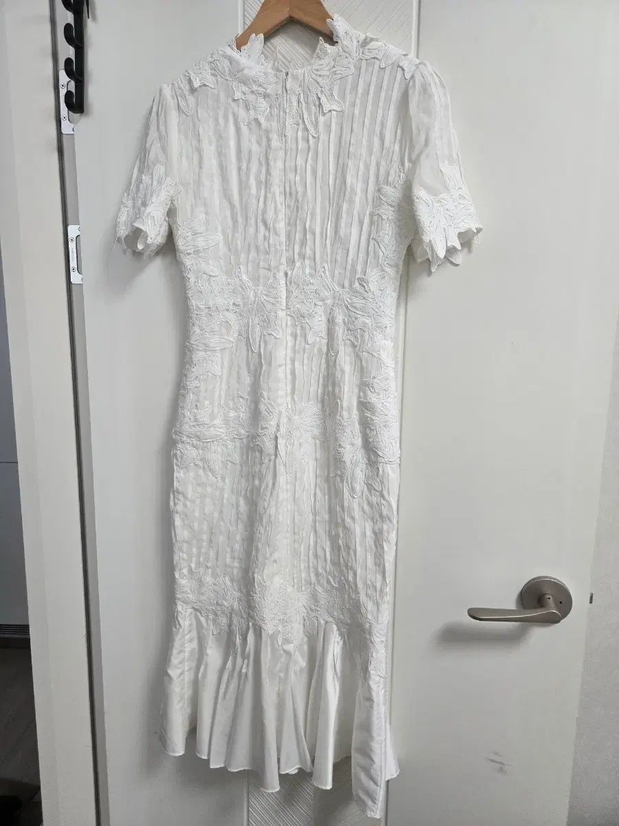 アレクシス ジェシーニューヨーク 白 レース ONE PIECE 55