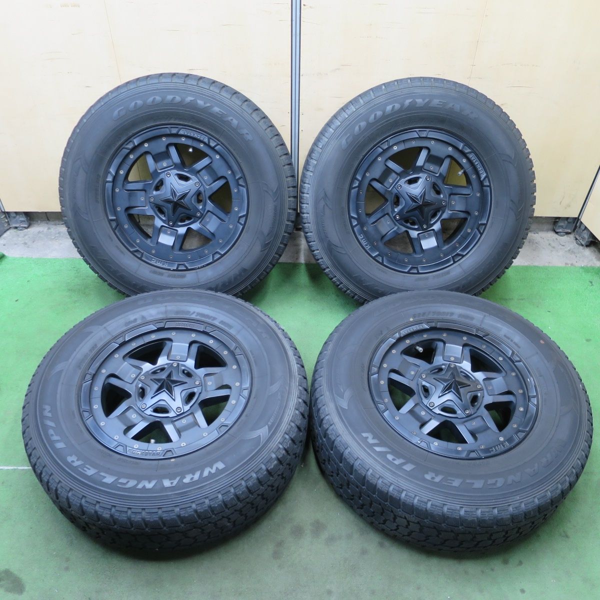 4本価格☆KMC ROCK STAR XD827 265/70R17 スタッドレス グッドイヤー