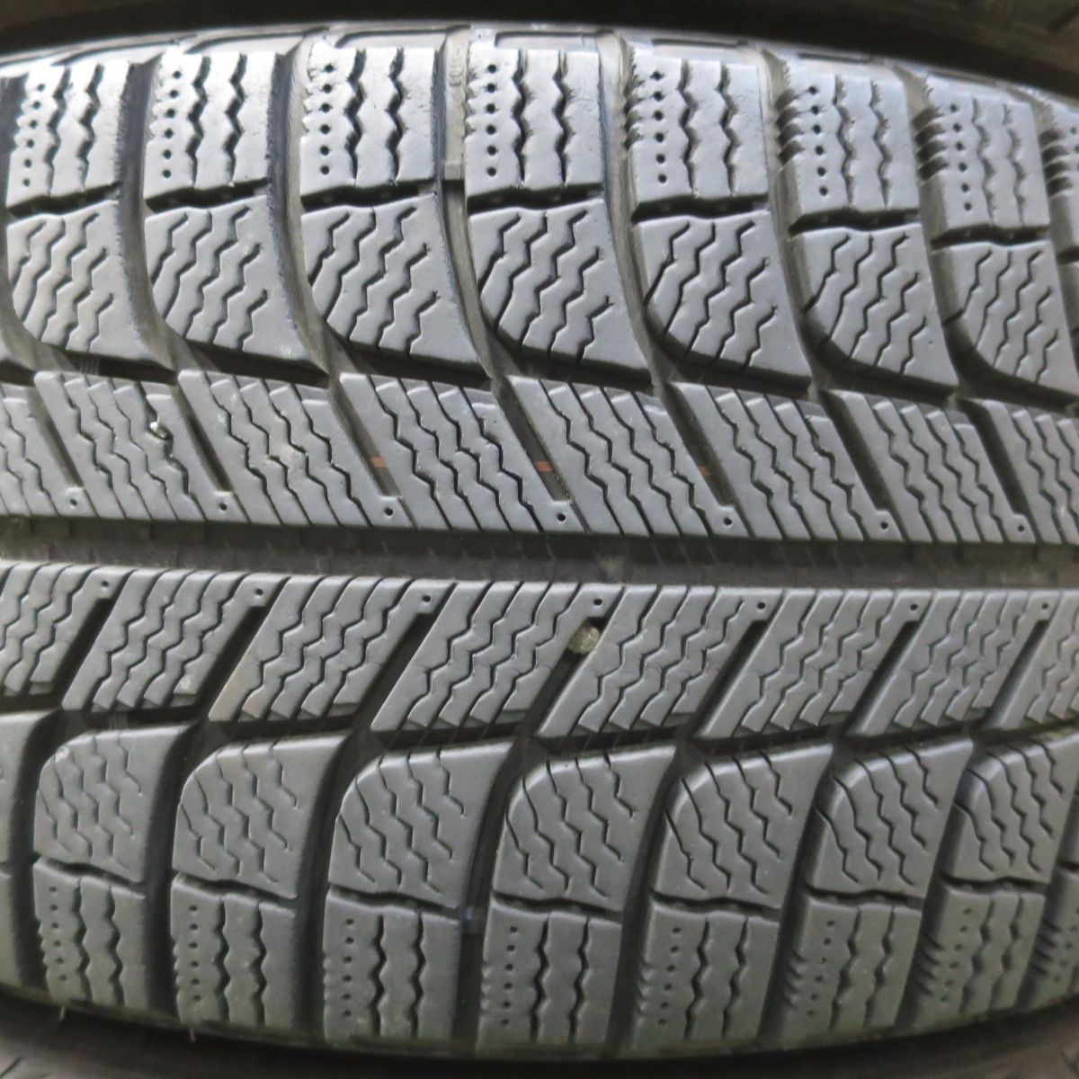バリ溝！キレイ！9分☆アウディ A4 純正 225/55R16 スタッドレス