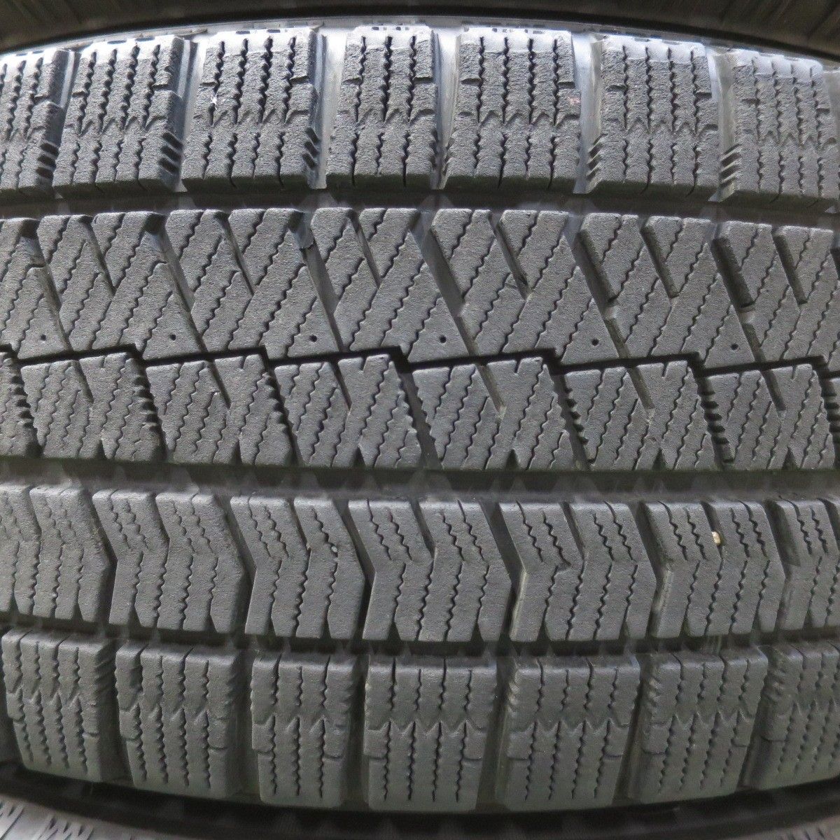 バリ溝！キレイ！8.5分☆日産 キックス 純正 205/55R17 スタッドレス
