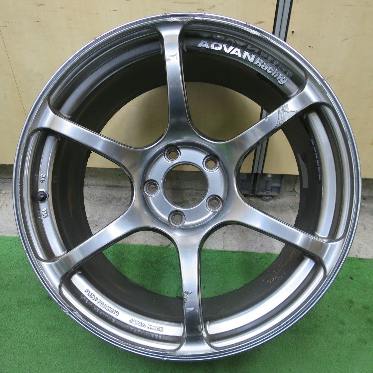 [送料無料] 1本価格★ADVAN RACING RGⅢ アドバン レーシング RG3 19インチ ホイール 19×9.5J PCD114.3/5H★6050802ナホ