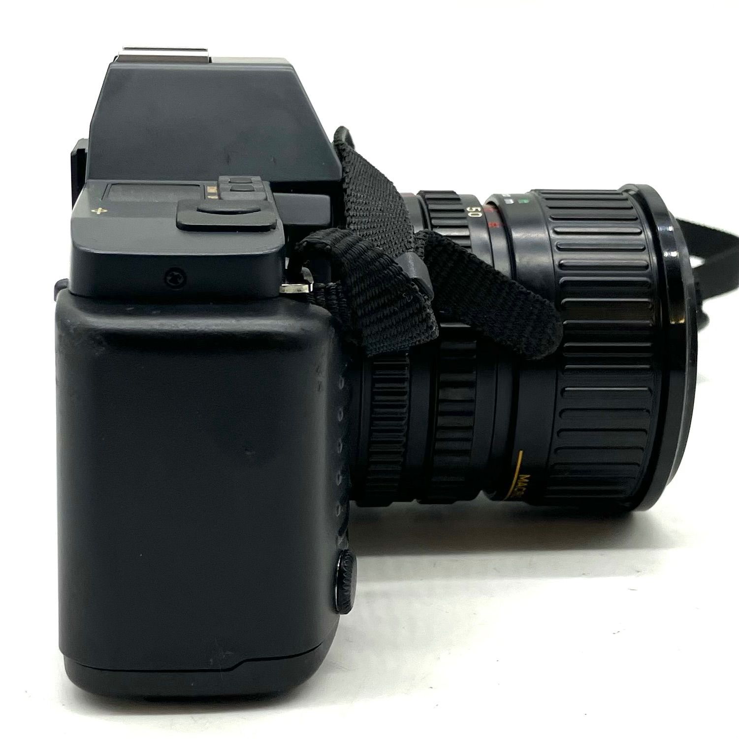 FA619【お買い得】Canon T70 フィルムカメラ ＋ ズームレンズ FD 35-70