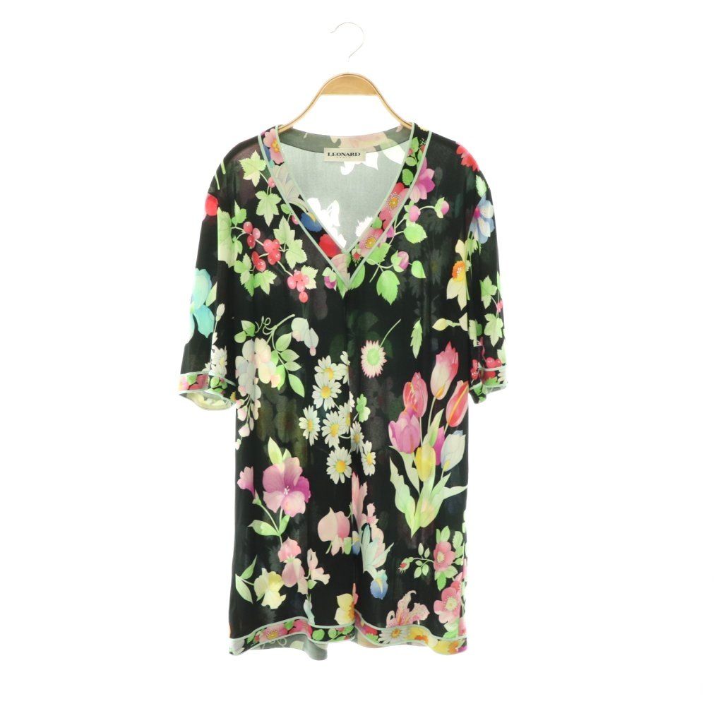 LEONARD 黒 Vネック 半袖ワンピース LEONARD - 美品 レオナール LEONARD FASHION ワンピース ドレス 半袖