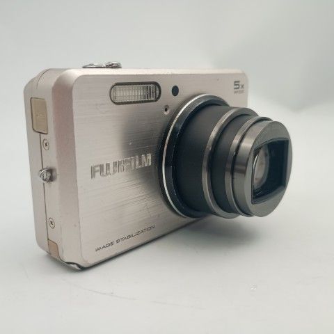 FUJIFILM FinePix J250 Silver コンパクトデジタルカメラ / - メルカリ