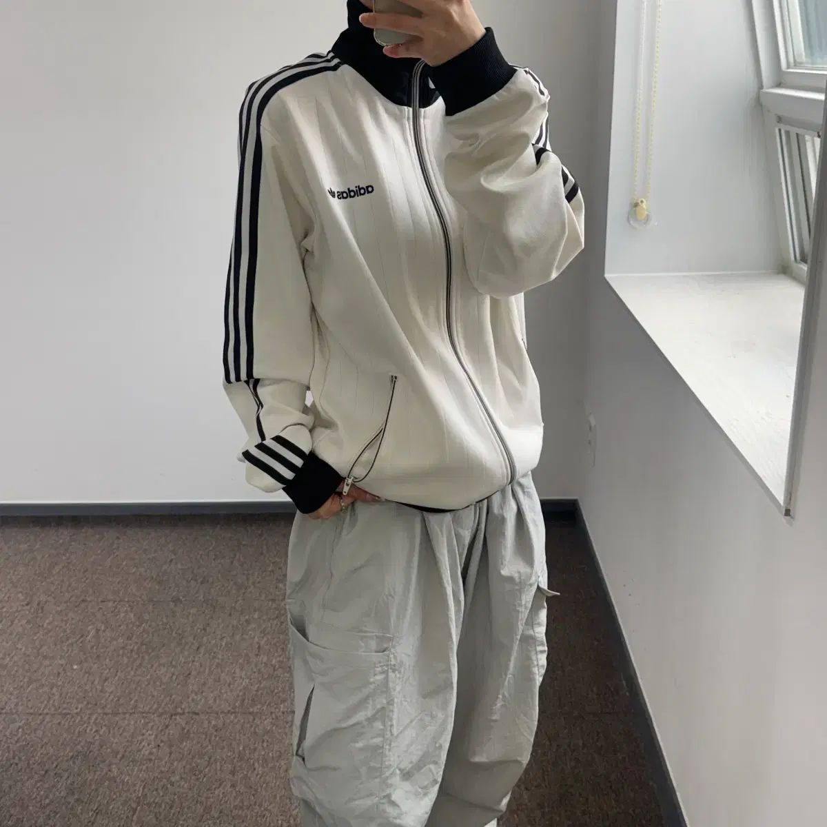 アディダス adidas ベッケンバウアー アイボリー トラックジャージ