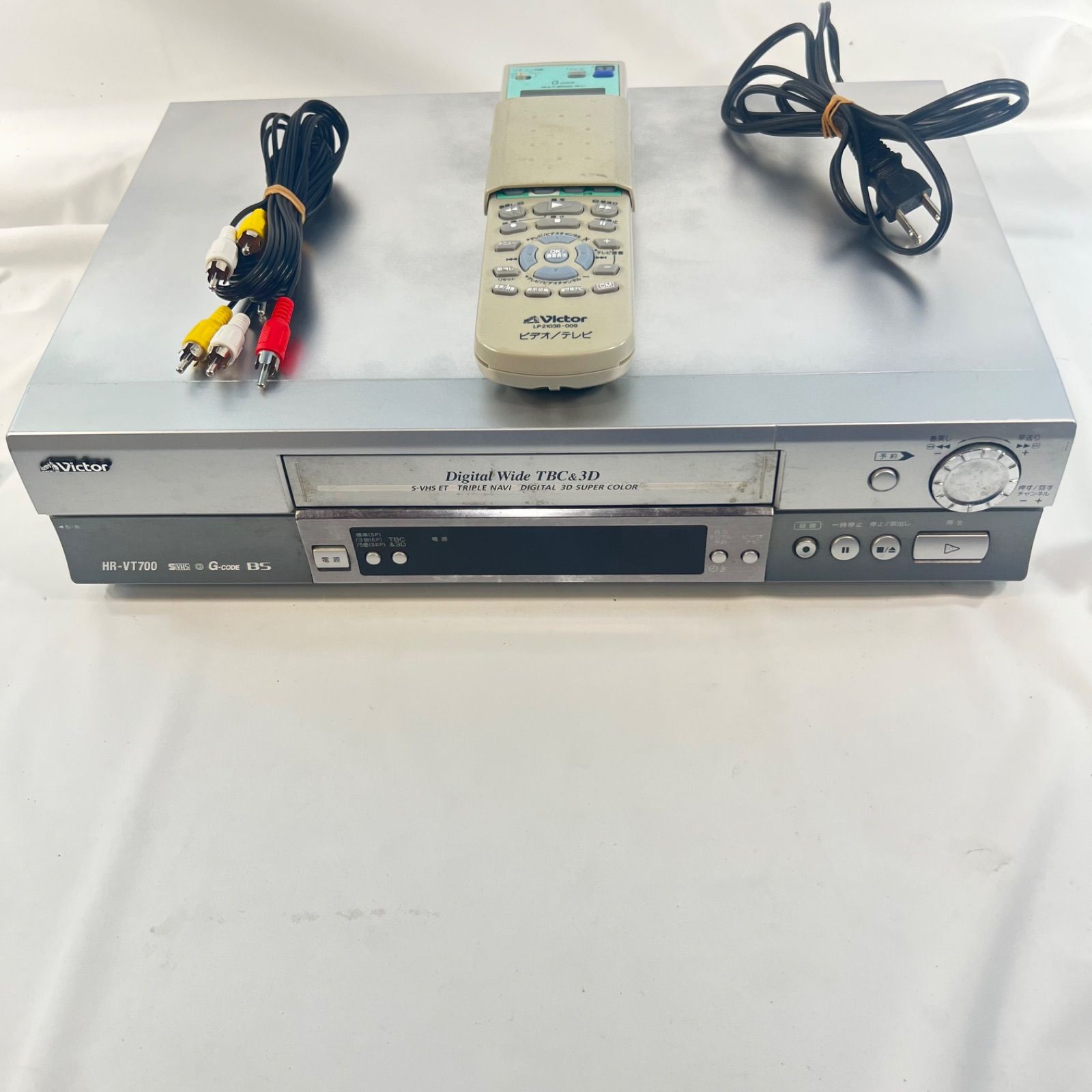 Victor S-VHSビデオデッキ HR-VT700【動作確認済み/整備品】