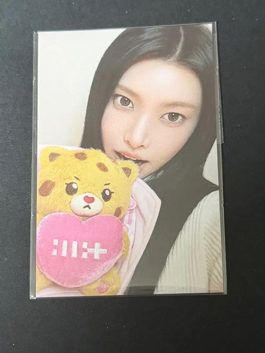 少女時代ユナ YoonA トレカ・特典カード約50枚まとめ売り 未開封) ILLIT DEAR.特典 トレカ ユナ(YOONA) - メルカリ