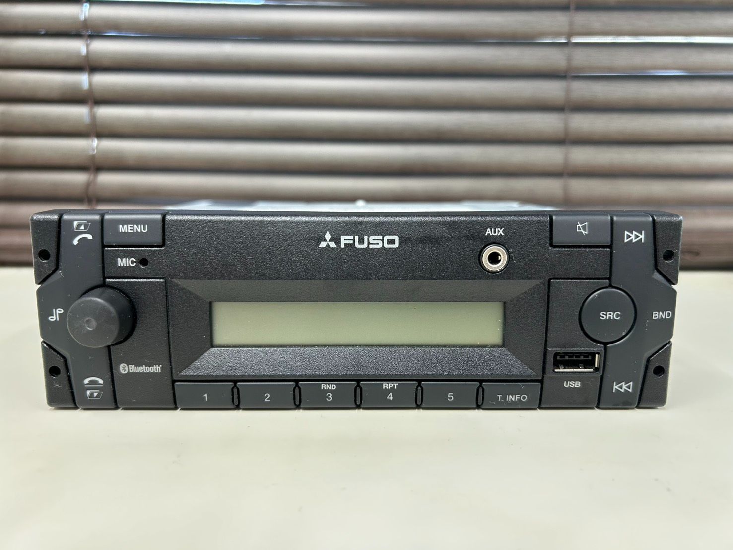三菱ふそう純正オーディオ Bluetooth USB - メルカリ