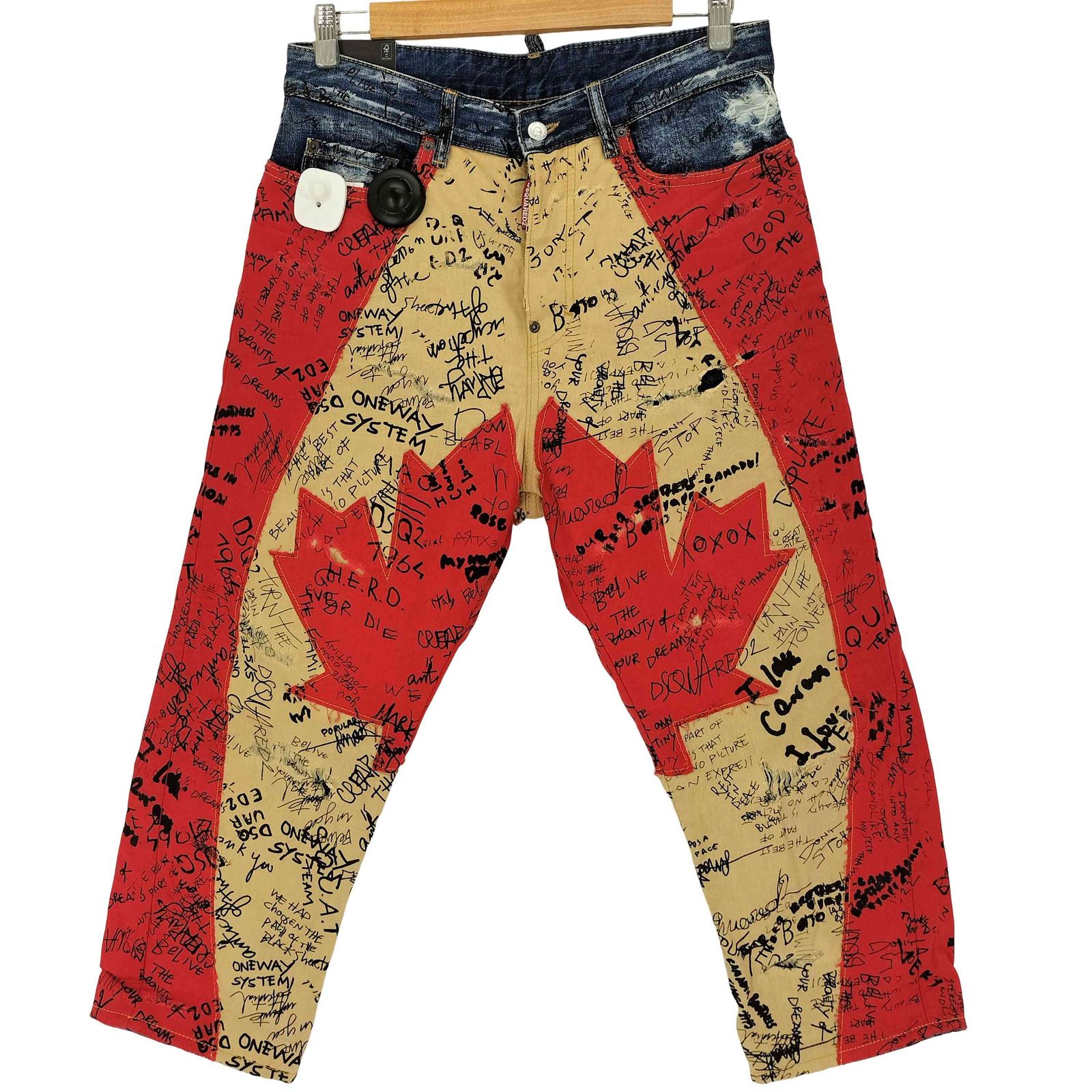 ディースクエアード DSQUARED2 Maple Leaf graffiti-print cropped 