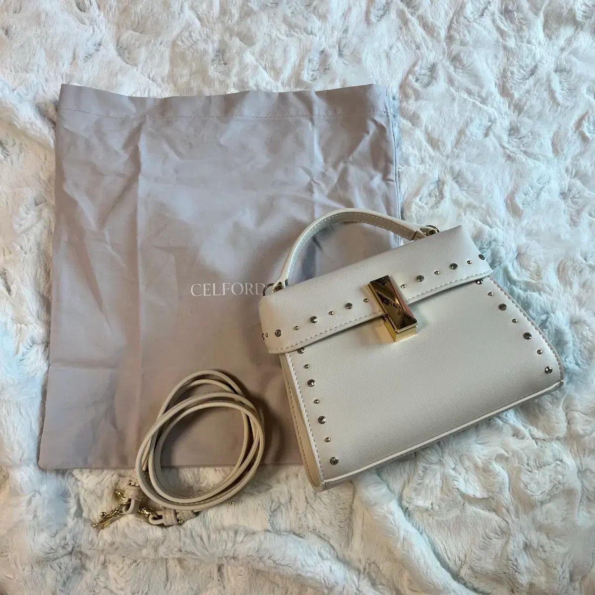 celford セルフォ白バッグ Sサイズ バッグ 出品