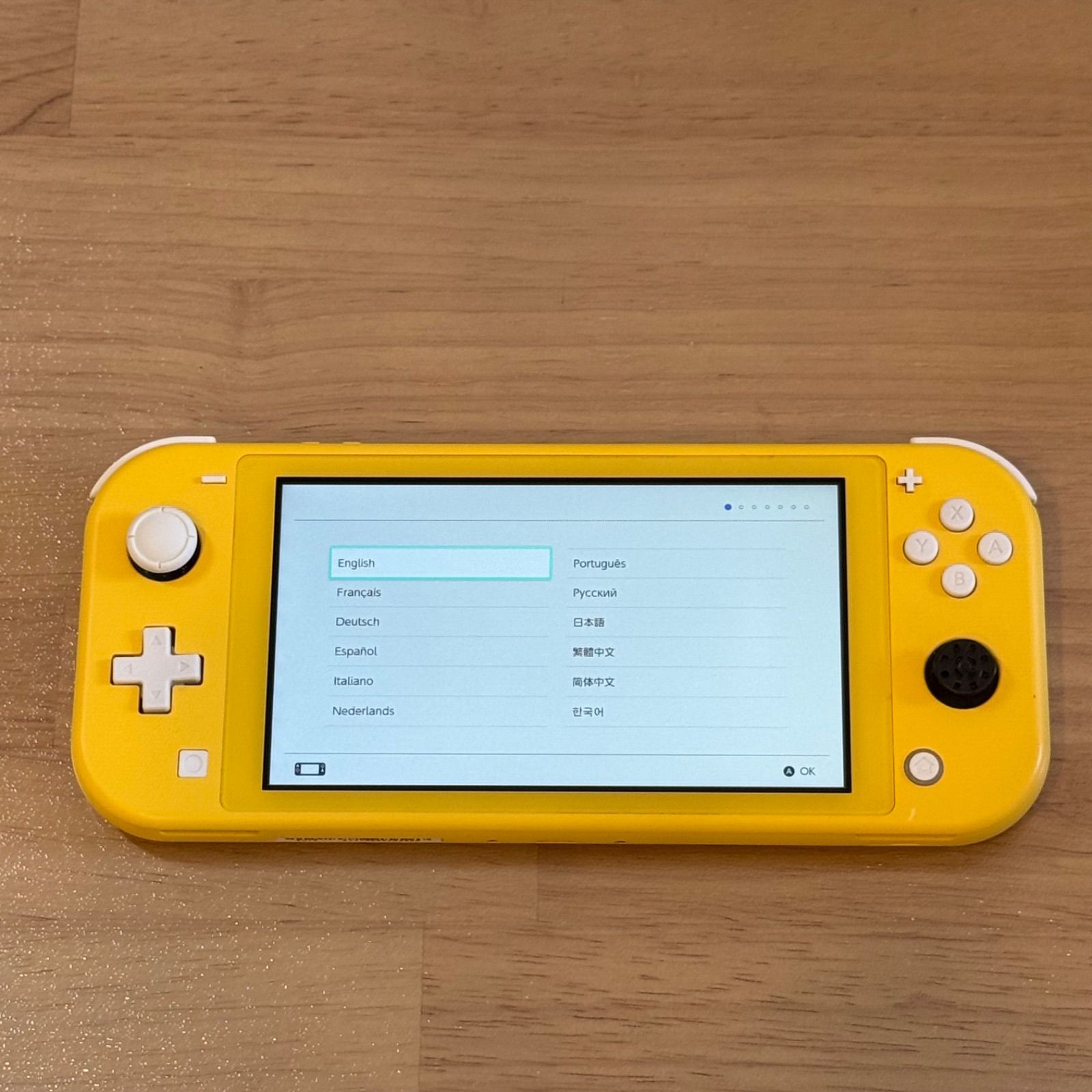 5-136 Switch LITE イエロー 完動品 - メルカリ