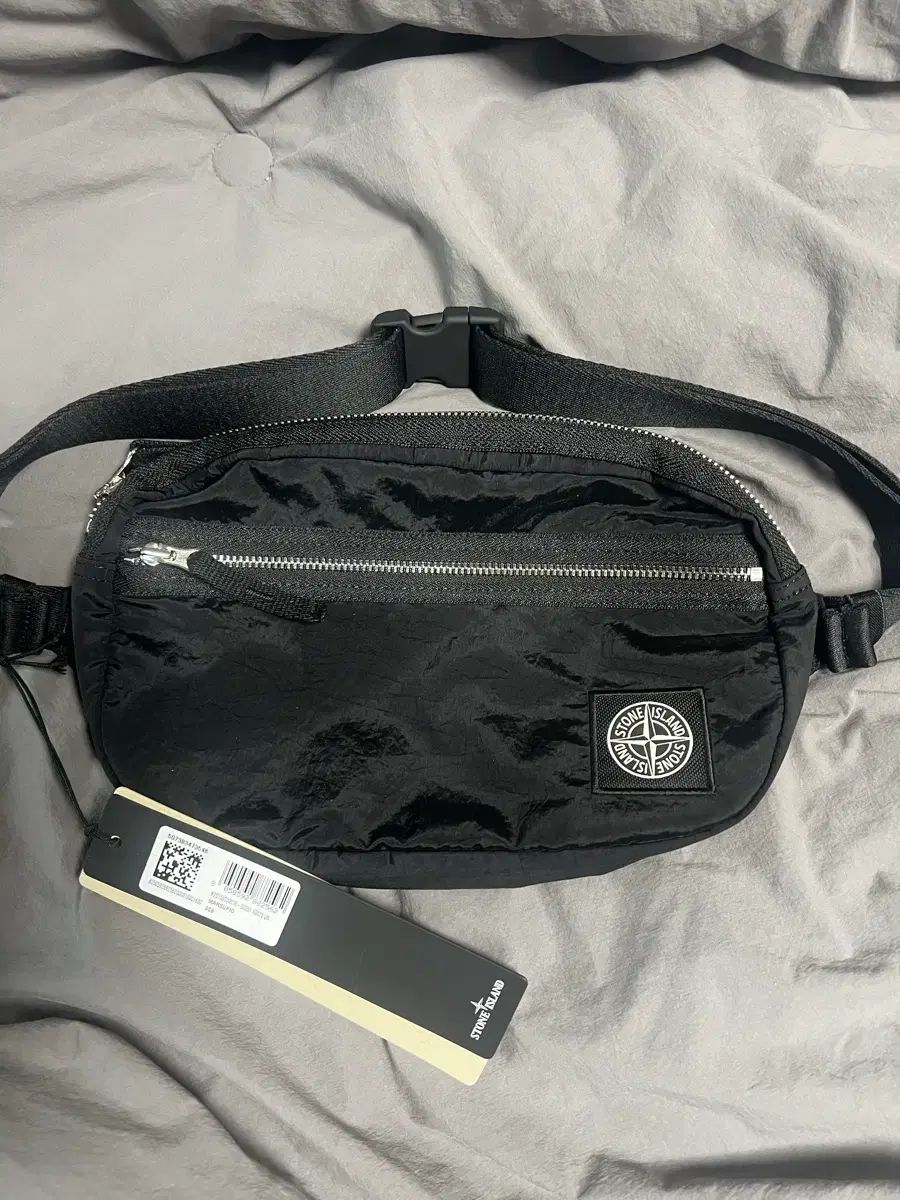 STONE ISLAND ナイロン メタル IN エコニール ベルト バッグ