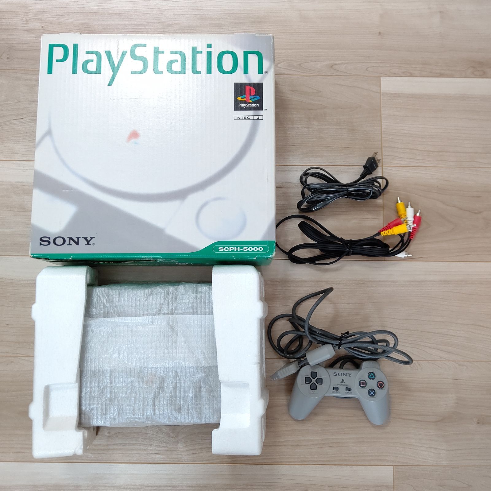 SONY PS プレイステーション　SCPH-5000 中古品 初代 プレイステーション SCPH-5000 美品 ゲーム機 箱セット ソニー