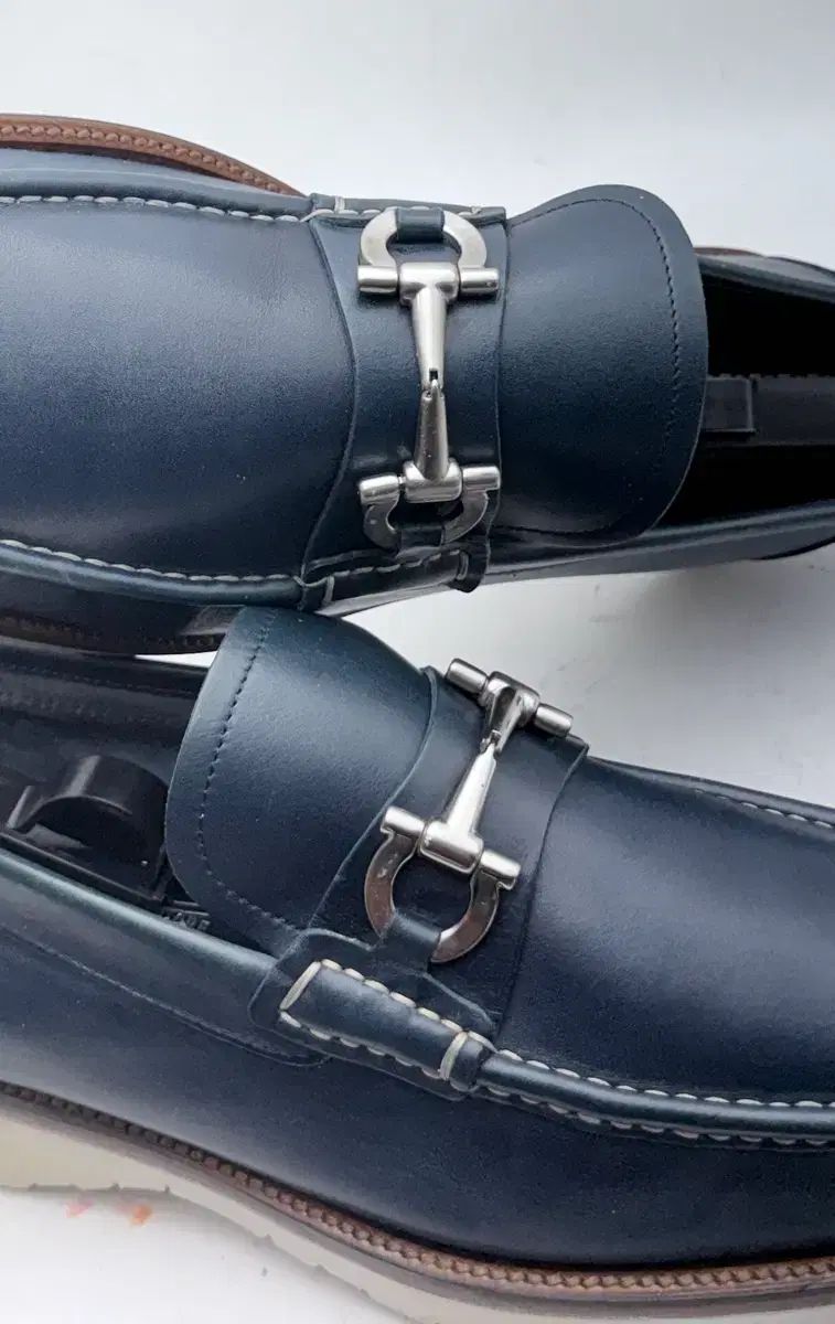 正規品)FERRAGAMO 280