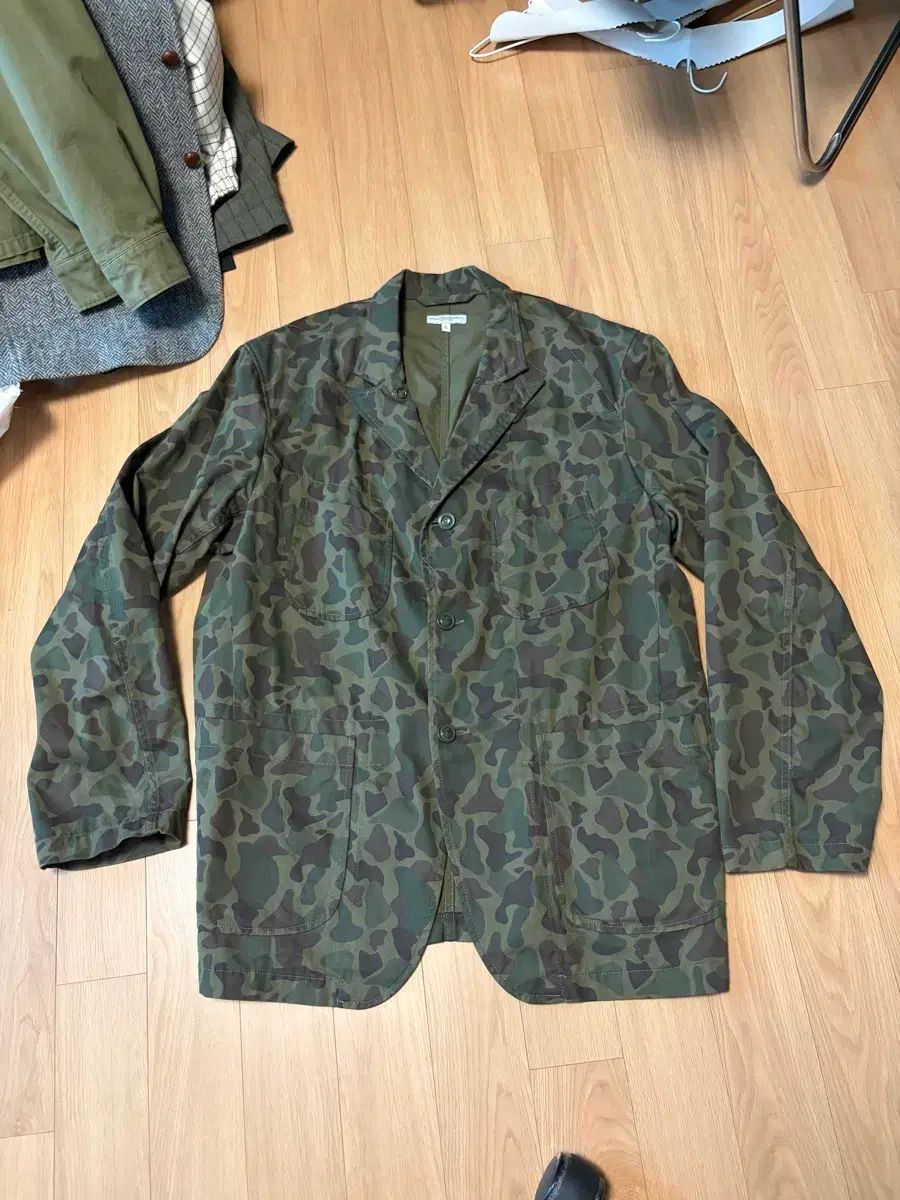 ENGINEERED GARMENTS エンジニアードガーメンツ ダックハンター カモフラ BED.J.W FORD(ベッドフォード) ジャケット L