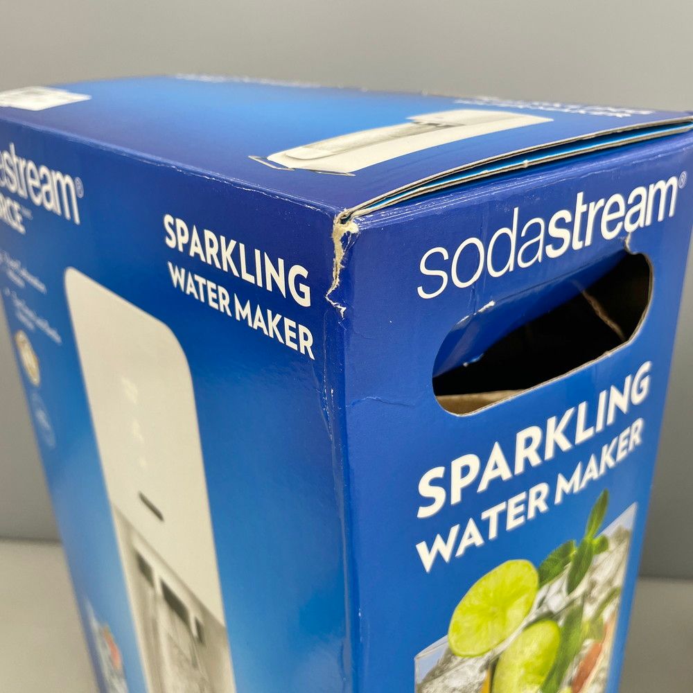 ソーダストリーム SOURCE 家庭用炭酸水メーカー ガスシリンダー付き 
