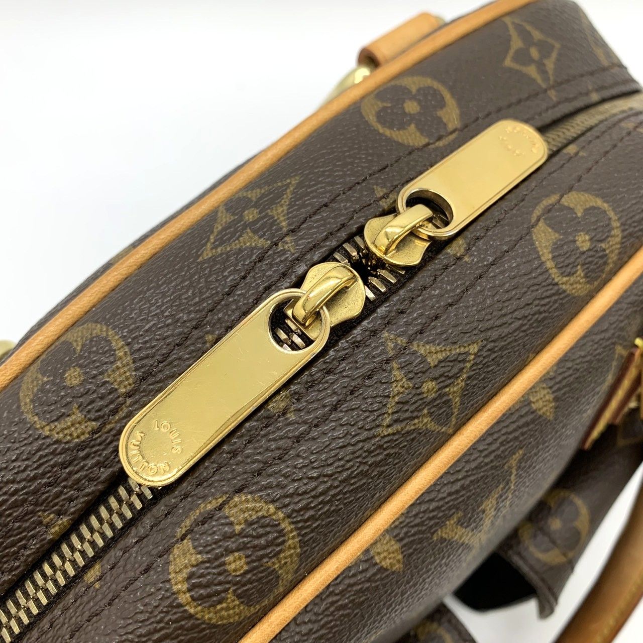 LOUIS VUITTON ルイ・ヴィトン マンハッタンPM M40026 ハンドバッグ