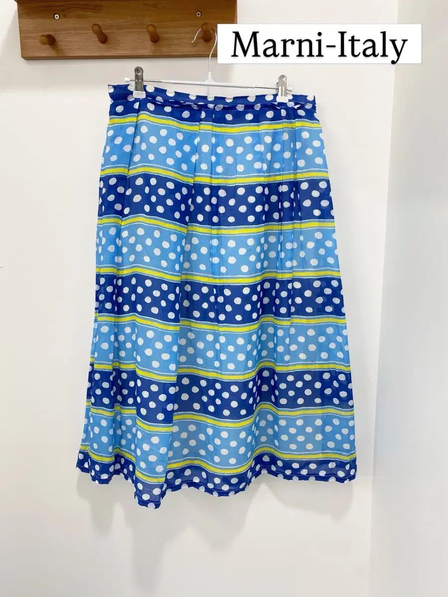 Marni ドット リネン ピンタック スカート